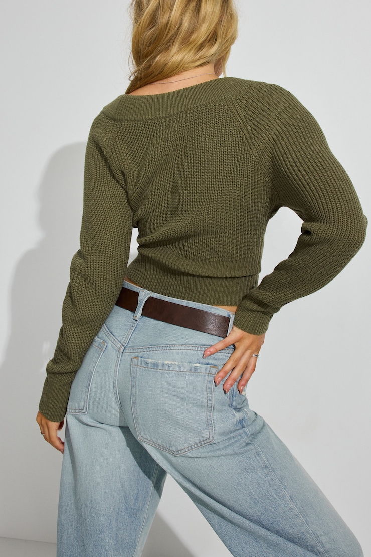 Rylie Supersoft V-Neck Top Green - Image 4