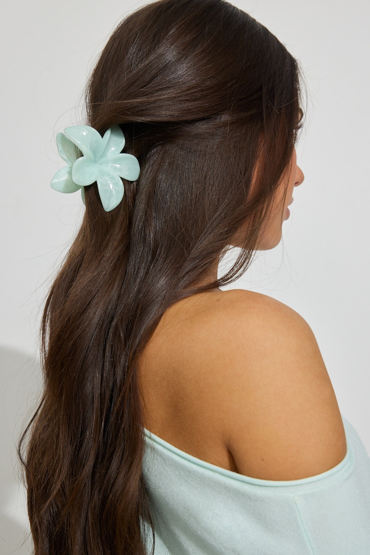 Flower Hair Claw Blue